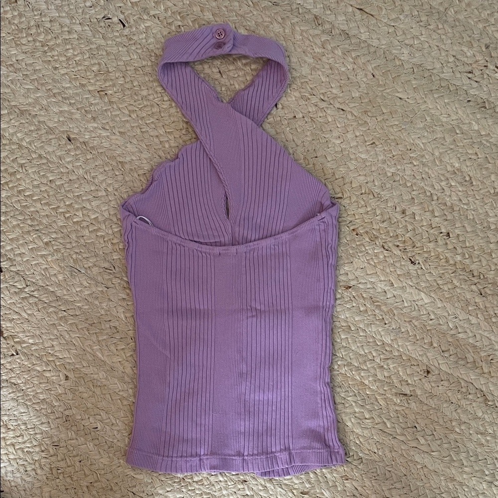 Monrow Lilac Ribbed Cross-Neck Halter Top - Picture 4 of 6